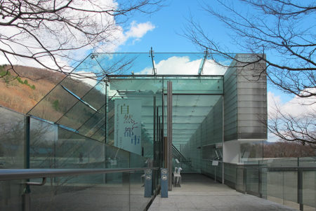 箱根で世界に誇る名作アートを楽しむ「ポーラ美術館」
