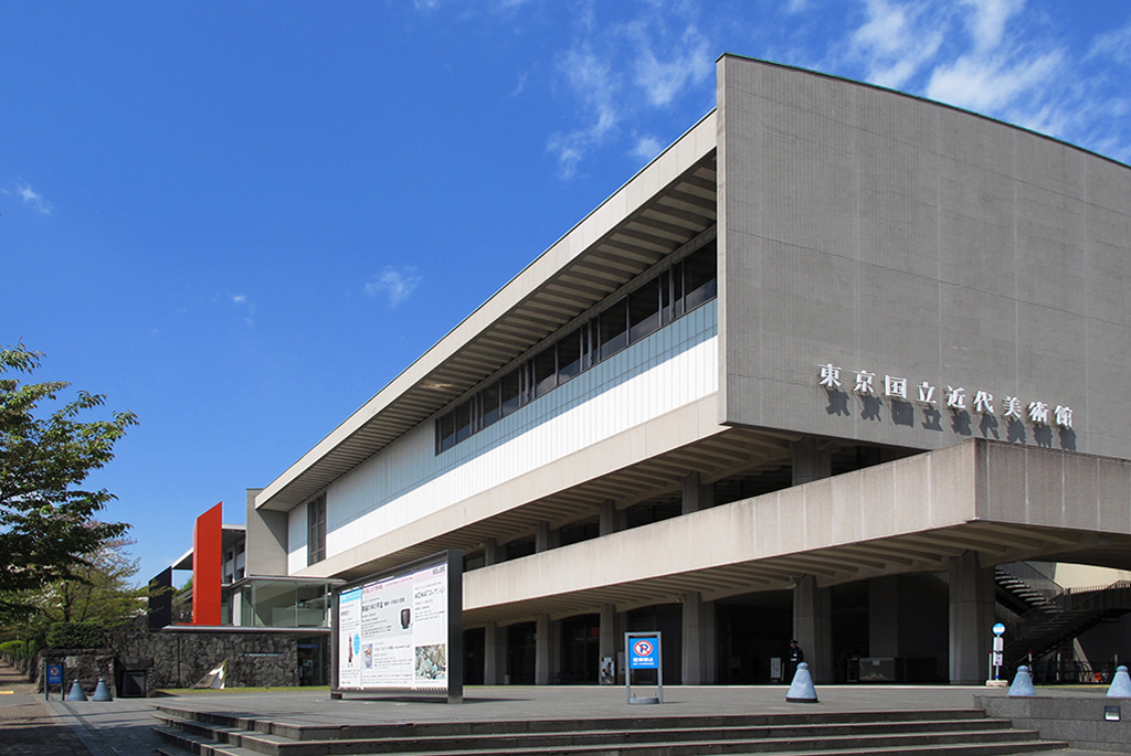 日本初のマルセル・ブロイヤー家具展「東京国立近代美術館」