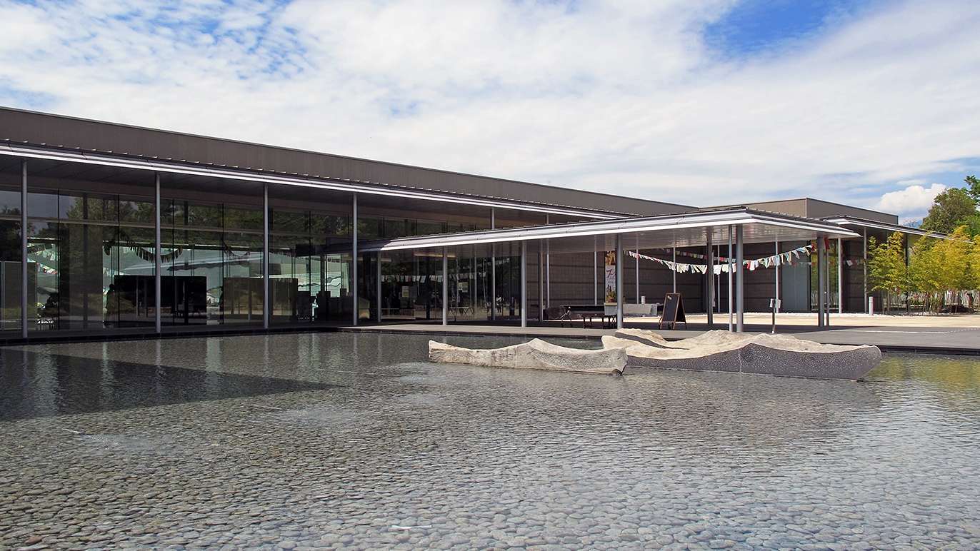 yamanashi-prefectural-museum-