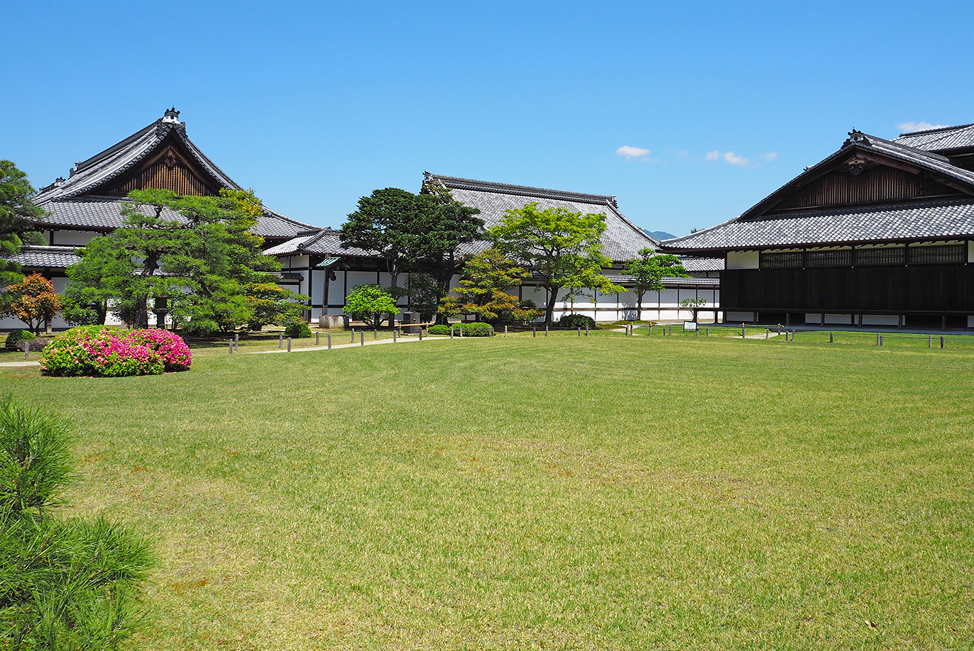 本丸庭園側からの景観