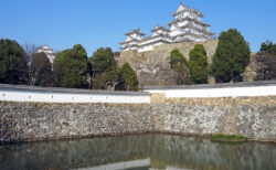 城郭建築の最高傑作で白鷺のように美しい「姫路城」
